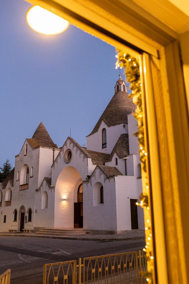 Dea Luxury Casa Vacanze- Zona Chiesa A Trullo - Alberobello Exteriör bild
