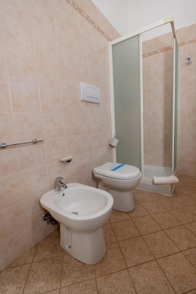 Dea Luxury Casa Vacanze- Zona Chiesa A Trullo - Alberobello Exteriör bild